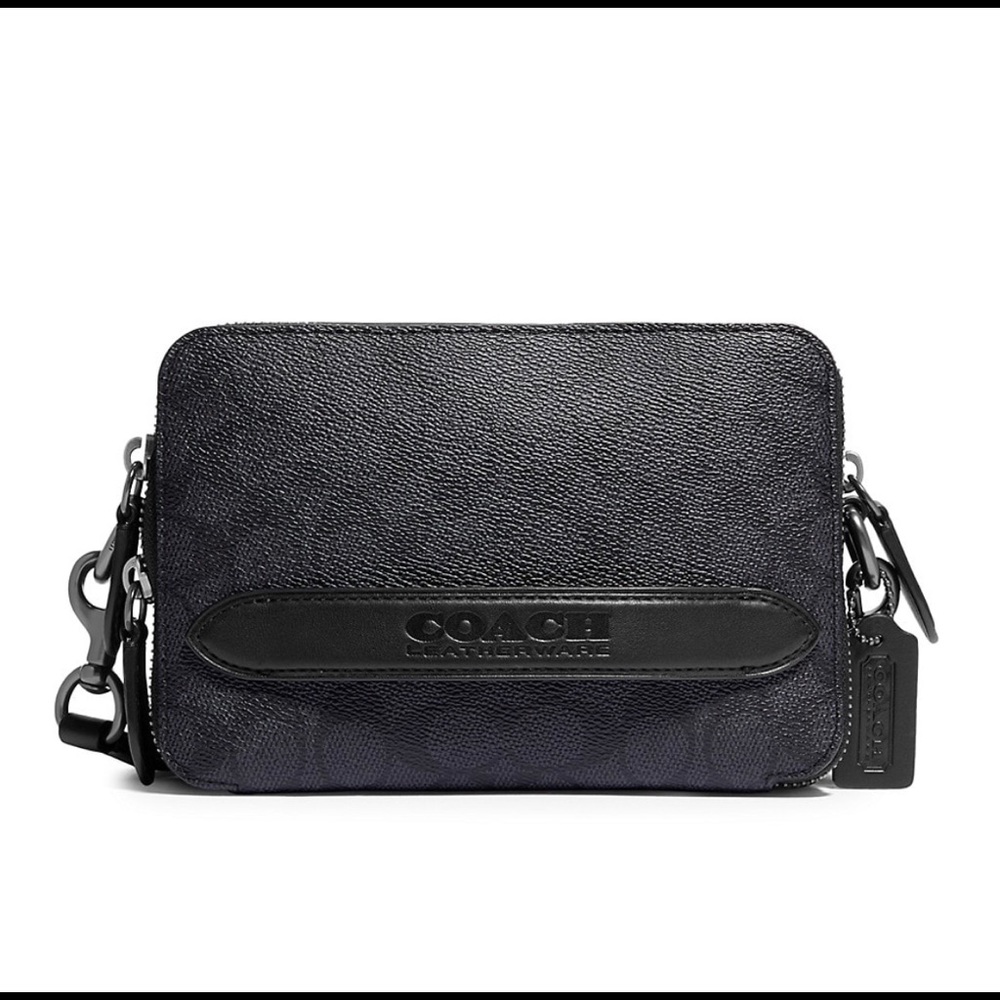 Trendy crossbody men and woman’s bag . Very versatile and multi functional.